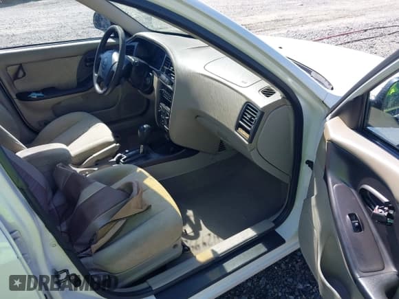 ✅ 2003 Hyundai Elantra GLS • VIN: KMHDN45D23U523843 • Lot: 42499036. Wystawiony na IAAI z przebiegiem 180 768 mil. Bezpłatny archiwum sprzedaży aukcyjnych z USA i szczegółowy raport historii pojazdu na DreamBid. Zdjęcie 5.