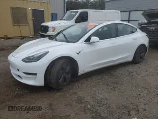 ✅ 2018 Tesla Model 3 Long Range Battery • VIN: 5YJ3E1EB5JF181436 • Lot: 89871685. Wystawiony na Copart z przebiegiem 99 999 mil. Bezpłatny archiwum sprzedaży aukcyjnych z USA i szczegółowy raport historii pojazdu na DreamBid. Zdjęcie 1.