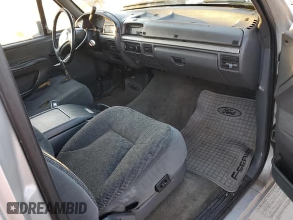 ✅ 1993 Ford F-150 • VIN: 1FTEX15N4PKA51088 • Lot: 87699725. Listed on Copart with 205,449 mi. Free auction sales archive from the USA and detailed vehicle history report at DreamBid. Image 8.