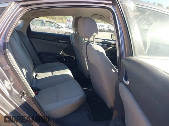 ✅ 2018 Honda Civic LX • VIN: 19XFC2F51JE203293 • Lot: 43380270. Listed on IAAI with 84,439 mi. Free auction sales archive from the USA and detailed vehicle history report at DreamBid. Image 8.