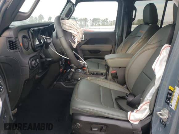 ✅ 2024 Jeep Gladiator Mojave X • VIN: 1C6JJTEG5RL115608 • Lot: 46787955. Listed on Copart with 7,283 mi. Free auction sales archive from the USA and detailed vehicle history report at DreamBid. Image 7.