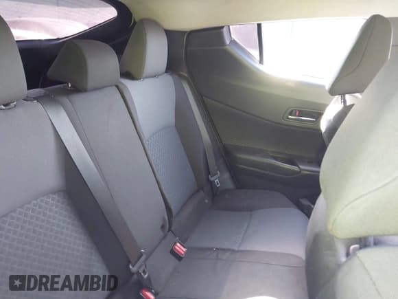 ✅ 2020 Toyota C-HR LE • VIN: JTNKHMBX6L1080899 • Lot: 42595713. Listed on IAAI with 63,777 mi. Free auction sales archive from the USA and detailed vehicle history report at DreamBid. Image 8.