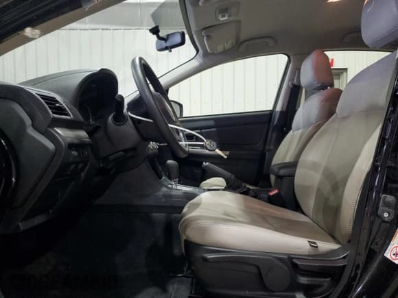 ✅ 2016 Subaru Impreza 2.0i • VIN: JF1GPAA65G8217869 • Lot: 90587325. Wystawiony na Copart z przebiegiem 80 997 mil. Bezpłatny archiwum sprzedaży aukcyjnych z USA i szczegółowy raport historii pojazdu na DreamBid. Zdjęcie 7.