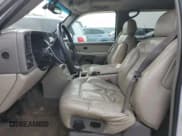 ✅ 2001 Chevrolet Suburban LS • VIN: 3GNFK16T01G279286 • Лот: 58039885. Опубликован ранее на Copart с пробегом 149 499 миль. Бесплатный доступ к архиву аукционных продаж из США и подробный отчёт об истории автомобиля на DreamBid. Изображение 7.