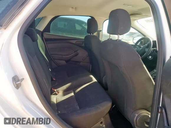 ✅ 2015 Ford Focus S • VIN: 1FADP3E20FL321834 • Lot: 93089045. Listed on Copart with 221,648 mi. Free auction sales archive from the USA and detailed vehicle history report at DreamBid. Image 10.