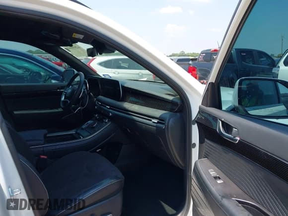 ✅ 2024 Hyundai Palisade Calligraphy • VIN: KM8R7DGE2RU784310 • Lot: 42898046. Listed on IAAI with 32,334 mi. Free auction sales archive from the USA and detailed vehicle history report at DreamBid. Image 5.