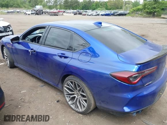✅ 2021 Acura TLX w/A-Spec Package • VIN: 19UUB6F58MA005983 • Lot: 42245986. Listed on IAAI with 62,408 mi. Free auction sales archive from the USA and detailed vehicle history report at DreamBid. Image 6.