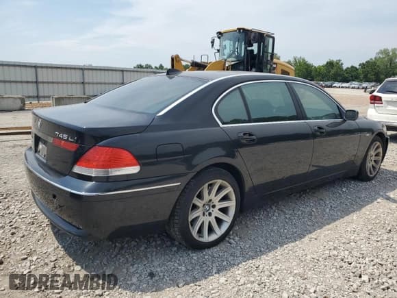 ✅ 2005 BMW 7 Series 745Li • VIN: WBAGN63545DS59095 • Lot: 66613345. Listed on Copart with 161,506 mi. Free auction sales archive from the USA and detailed vehicle history report at DreamBid. Image 3.