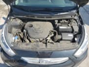 ✅ 2017 Hyundai Accent SE • VIN: KMHCT4AE9HU358297 • Лот: 72165664. Опубликован ранее на Copart с пробегом 118 950 миль. Бесплатный доступ к архиву аукционных продаж из США и подробный отчёт об истории автомобиля на DreamBid. Изображение 11.