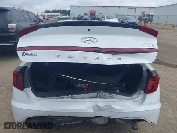 ✅ 2020 Hyundai Sonata Blue • VIN: KMHL24JJXLA012754 • Лот: 42863123. Опубликован ранее на IAAI с пробегом 28 038 миль. Бесплатный доступ к архиву аукционных продаж из США и подробный отчёт об истории автомобиля на DreamBid. Изображение 17.