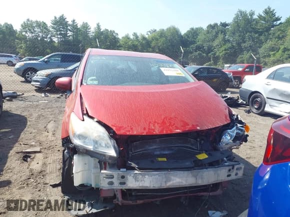 ✅ 2011 Toyota Prius III • VIN: JTDKN3DU3B0299995 • Lot: 42952260. Listed on IAAI with 240,267 mi. Free auction sales archive from the USA and detailed vehicle history report at DreamBid. Image 12.