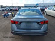 ✅ 2025 Nissan Altima SV • VIN: 1N4BL4DV5SN389226 • Lot: 43749823. Wystawiony na IAAI z przebiegiem 10 807 mil. Bezpłatny archiwum sprzedaży aukcyjnych z USA i szczegółowy raport historii pojazdu na DreamBid. Zdjęcie 17.