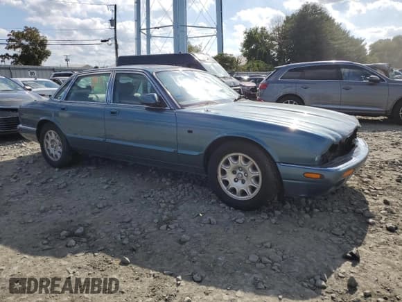 ✅ 2000 Jaguar XJ • VIN: SAJDA14C4YLF17633 • Лот: 74607544. Опубликован ранее на Copart с пробегом 89 114 миль. Бесплатный доступ к архиву аукционных продаж из США и подробный отчёт об истории автомобиля на DreamBid. Изображение 4.