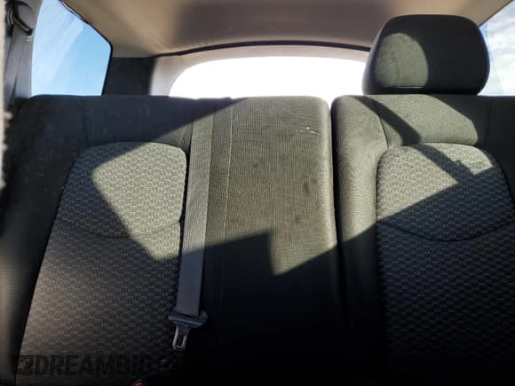 ✅ 2011 Chevrolet HHR LS • VIN: 3GNBAAFW0BS503182 • Lot: 92864105. Wystawiony na Copart z przebiegiem 130 215 mil. Bezpłatny archiwum sprzedaży aukcyjnych z USA i szczegółowy raport historii pojazdu na DreamBid. Zdjęcie 10.