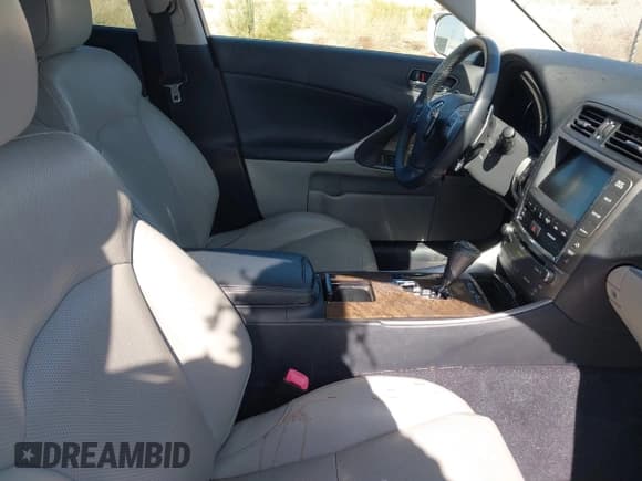 ✅ 2011 Lexus IS 250 • VIN: JTHBF5C24B5154684 • Lot: 42214896. Listed on IAAI with Not provided. Free auction sales archive from the USA and detailed vehicle history report at DreamBid. Image 5.