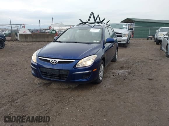 ✅ 2011 Hyundai Elantra SE • VIN: KMHDC8AE7BU096279 • Lot: 43611034. Listed on IAAI with 175,000 mi. Free auction sales archive from the USA and detailed vehicle history report at DreamBid. Image 2.