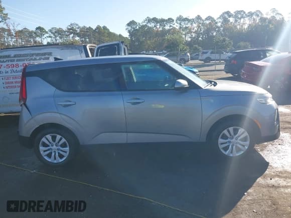 ✅ 2022 Kia Soul LX • VIN: KNDJ23AU2N7824503 • Лот: 43623954. Опубликован ранее на IAAI с пробегом 42 663 миль. Бесплатный доступ к архиву аукционных продаж из США и подробный отчёт об истории автомобиля на DreamBid. Изображение 13.