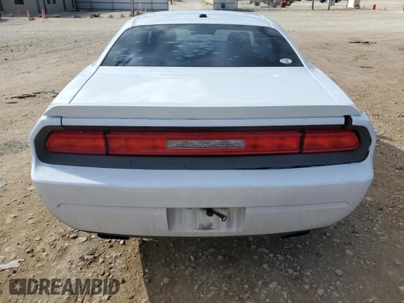 ✅ 2013 Dodge Challenger R/T Classic • VIN: 2C3CDYBT7DH699916 • Lot: 87728405. Wystawiony na Copart z przebiegiem 181 600 mil. Bezpłatny archiwum sprzedaży aukcyjnych z USA i szczegółowy raport historii pojazdu na DreamBid. Zdjęcie 6.