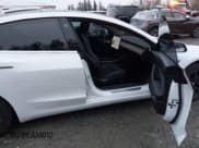 ✅ 2020 Tesla Model 3 Standard Range Plus • VIN: 5YJ3E1EA7LF799447 • Лот: 43752660. Опубликован ранее на IAAI с пробегом 63 864 миль. Бесплатный доступ к архиву аукционных продаж из США и подробный отчёт об истории автомобиля на DreamBid. Изображение 5.