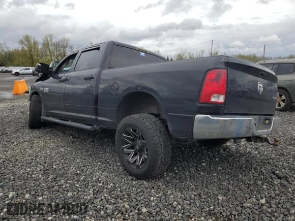 ✅ 2014 Ram 1500 ST • VIN: 1C6RR7ST7ES409810 • Лот: 52236265. Опубликован ранее на Copart с пробегом 236 289 миль. Бесплатный доступ к архиву аукционных продаж из США и подробный отчёт об истории автомобиля на DreamBid. Изображение 2.