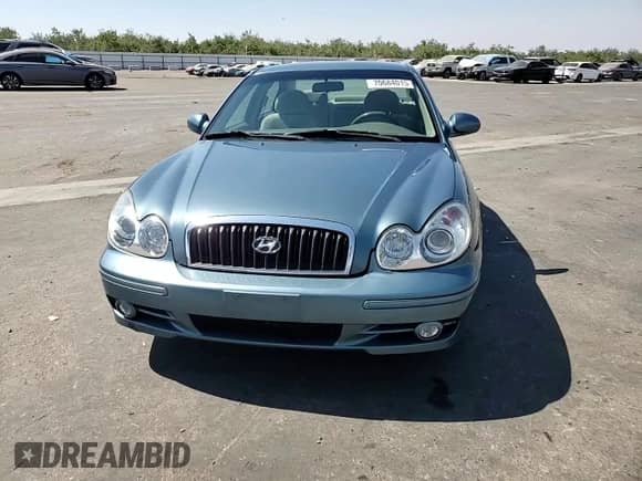 2005 Hyundai Sonata GL z VIN KMHWF25S55A124034, wystawiony jako Copart lot #70684015 z przebiegiem 104 278 mil mil oraz Szkoda całkowita • Salvage title. Historia ofert i sprzedaży dostępna na DreamBid. Obrazek 13.