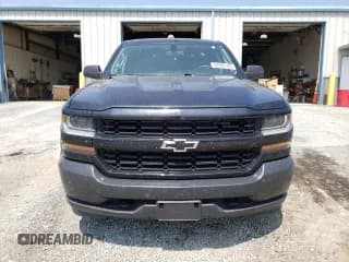 ✅ 2018 Chevrolet Silverado 1500 Work Truck • VIN: 1GCVKNEC3JZ337968 • Лот: 67885765. Опубликован ранее на Copart с пробегом 118 179 миль. Бесплатный доступ к архиву аукционных продаж из США и подробный отчёт об истории автомобиля на DreamBid. Изображение 5.