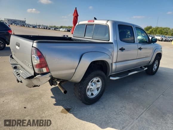 ✅ 2014 Toyota Tacoma PreRunner • VIN: 5TFJU4GN6EX064074 • Лот: 90424525. Опубликован ранее на Copart с пробегом 194 306 миль. Бесплатный доступ к архиву аукционных продаж из США и подробный отчёт об истории автомобиля на DreamBid. Изображение 3.