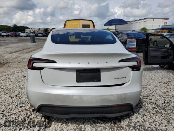 ✅ 2024 Tesla Model 3 Long Range • VIN: 5YJ3E1EB2RF816947 • Лот: 85330265. Опубликован ранее на Copart с пробегом 21 195 миль. Бесплатный доступ к архиву аукционных продаж из США и подробный отчёт об истории автомобиля на DreamBid. Изображение 6.