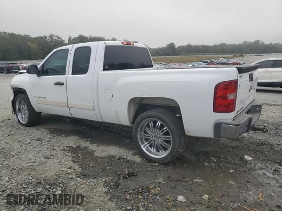 ✅ 2008 Chevrolet Silverado 1500 2LT • VIN: 2GCEC19J881251329 • Lot: 77889864. Wystawiony na Copart z przebiegiem 250 397 mil. Bezpłatny archiwum sprzedaży aukcyjnych z USA i szczegółowy raport historii pojazdu na DreamBid. Zdjęcie 2.