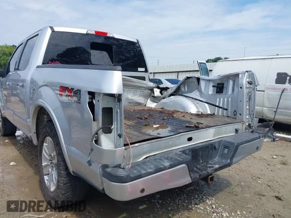 ✅ 2017 Ford F-150 XL • VIN: 1FTEW1EF0HFB39240 • Lot: 42875224. Listed on IAAI with 103,538 mi. Free auction sales archive from the USA and detailed vehicle history report at DreamBid. Image 6.