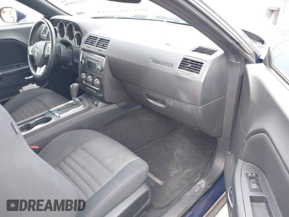 2014 Dodge Challenger Rallye Redline with VIN 2C3CDYAG4EH196026, listed as a IAAI auction lot 41208579 with 97,035 mi miles and . Bid and sale history available at DreamBid. Image 5.