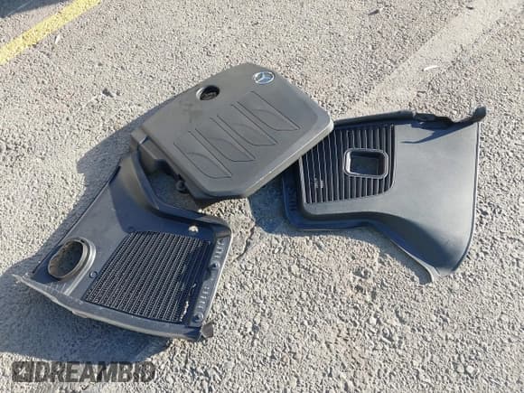 ✅ 2023 Mercedes-Benz GLC 300 • VIN: W1N0J8EB5PG157684 • Лот: 43530146. Опубликован ранее на IAAI с пробегом 16 946 миль. Бесплатный доступ к архиву аукционных продаж из США и подробный отчёт об истории автомобиля на DreamBid. Изображение 12.