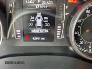 ✅ 2019 Jeep Cherokee Altitude • VIN: 1C4PJLLX7KD241698 • Лот: 47963515. Опубликован ранее на Copart с пробегом 82 901 миль. Бесплатный доступ к архиву аукционных продаж из США и подробный отчёт об истории автомобиля на DreamBid. Изображение 8.