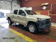 ✅ 2024 Chevrolet Colorado 2WD Work Truck • VIN: 1GCGSBEC4R1145220 • Лот: 89803575. Опубликован ранее на Copart с пробегом 18 209 миль. Бесплатный доступ к архиву аукционных продаж из США и подробный отчёт об истории автомобиля на DreamBid. Изображение 4.
