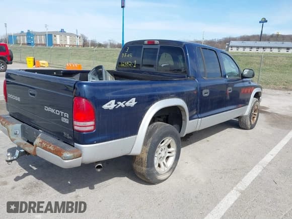 ✅ 2004 Dodge Dakota SLT • VIN: 1D7HG48N64S680055 • Lot: 41831409. Listed on IAAI with Not provided. Free auction sales archive from the USA and detailed vehicle history report at DreamBid. Image 4.