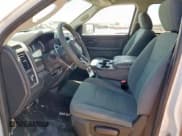 ✅ 2018 Ram 1500 Tradesman • VIN: 1C6RR6FG0JS315463 • Lot: 84567355. Wystawiony na Copart z przebiegiem 113 743 mil. Bezpłatny archiwum sprzedaży aukcyjnych z USA i szczegółowy raport historii pojazdu na DreamBid. Zdjęcie 7.