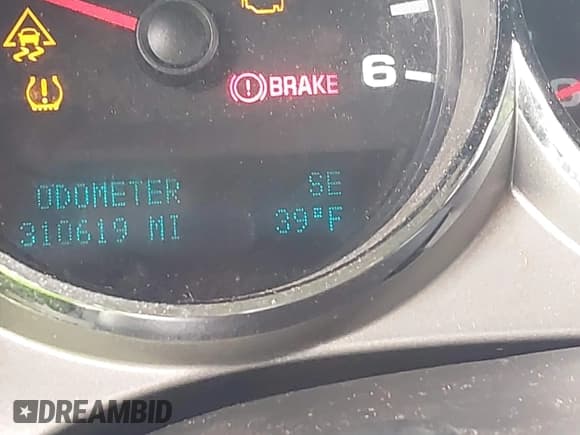 ✅ 2011 Chevrolet Silverado 2500HD LT • VIN: 1GC2KXCGXBZ342865 • Лот: 43498722. Опубликован ранее на IAAI с пробегом 310 619 миль. Бесплатный доступ к архиву аукционных продаж из США и подробный отчёт об истории автомобиля на DreamBid. Изображение 15.