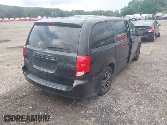 2014 Dodge Grand Caravan SXT z VIN 2C4RDGCG7ER450769, wystawiony jako IAAI lot #42731156 z przebiegiem 85 908 mil mil oraz . Historia ofert i sprzedaży dostępna na DreamBid. Obrazek 4.
