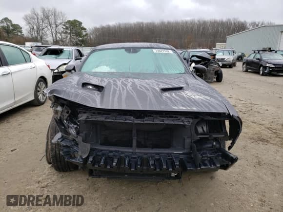 ✅ 2019 Dodge Challenger SXT • VIN: 2C3CDZAG0KH614597 • Lot: 73622502. Wystawiony na Copart z przebiegiem 32 684 mil. Bezpłatny archiwum sprzedaży aukcyjnych z USA i szczegółowy raport historii pojazdu na DreamBid. Zdjęcie 5.