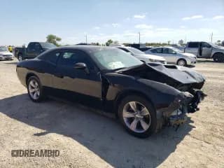 ✅ 2017 Dodge Challenger SXT • VIN: 2C3CDZAG4HH561217 • Lot: 74090864. Wystawiony na Copart z przebiegiem 76 425 mil. Bezpłatny archiwum sprzedaży aukcyjnych z USA i szczegółowy raport historii pojazdu na DreamBid. Zdjęcie 4.