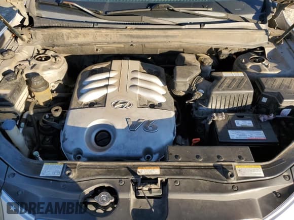 ✅ 2007 Hyundai Santa Fe SE • VIN: 5NMSH13E27H074514 • Lot: 82008584. Listed on Copart with 213,784 mi. Free auction sales archive from the USA and detailed vehicle history report at DreamBid. Image 12.