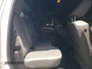 ✅ 2024 Ram 2500 Big Horn • VIN: 3C6UR5DJ7RG285920 • Lot: 62305525. Wystawiony na Copart z przebiegiem 35 802 mil. Bezpłatny archiwum sprzedaży aukcyjnych z USA i szczegółowy raport historii pojazdu na DreamBid. Zdjęcie 10.