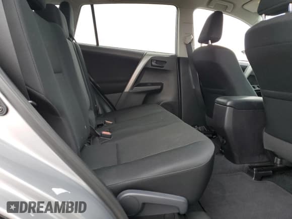 ✅ 2017 Toyota RAV4 LE • VIN: 2T3ZFREVXHW383578 • Lot: 93128495. Wystawiony na Copart z przebiegiem 83 162 mil. Bezpłatny archiwum sprzedaży aukcyjnych z USA i szczegółowy raport historii pojazdu na DreamBid. Zdjęcie 10.