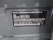 ✅ 2023 BMW 5 Series M550i xDrive • VIN: WBA13BK06PCM13678 • Lot: 43017337. Wystawiony na IAAI z przebiegiem 22 213 mil. Bezpłatny archiwum sprzedaży aukcyjnych z USA i szczegółowy raport historii pojazdu na DreamBid. Zdjęcie 9.