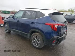 ✅ 2024 Kia Seltos S • VIN: KNDEUCAA6R7487387 • Lot: 42186401. Wystawiony na IAAI z przebiegiem 36 913 mil. Bezpłatny archiwum sprzedaży aukcyjnych z USA i szczegółowy raport historii pojazdu na DreamBid. Zdjęcie 3.