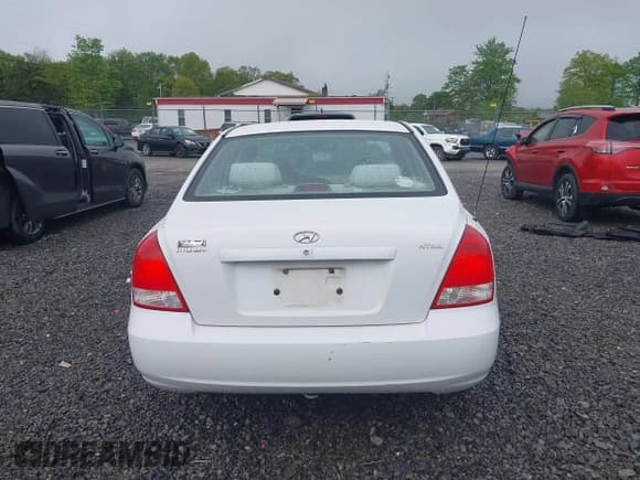 ✅ 2003 Hyundai Elantra GLS • VIN: KMHDN45D33U642081 • Lot: 42242705. Wystawiony na IAAI z przebiegiem 162 234 mil. Bezpłatny archiwum sprzedaży aukcyjnych z USA i szczegółowy raport historii pojazdu na DreamBid. Zdjęcie 16.