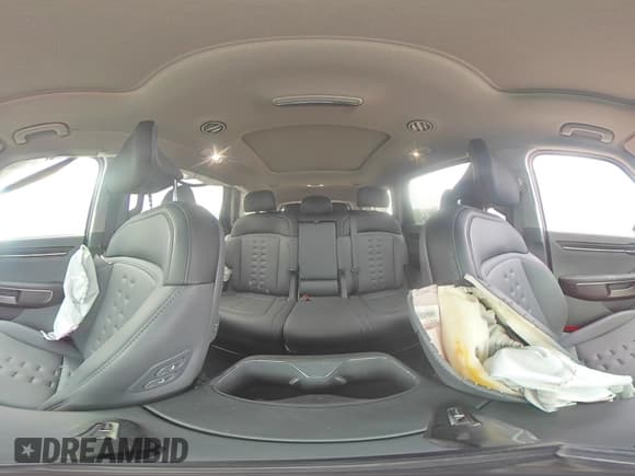 ✅ 2024 Kia EV9 Wind • VIN: KNDAFFS55R6045816 • Lot: 60599385. Wystawiony na Copart z przebiegiem 11 596 mil. Bezpłatny archiwum sprzedaży aukcyjnych z USA i szczegółowy raport historii pojazdu na DreamBid. Zdjęcie 15.