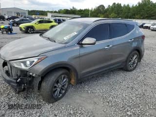✅ 2018 Hyundai Santa Fe 2.0T • VIN: 5XYZU4LA2JG552540 • Лот: 61228615. Опубликован ранее на Copart с пробегом 151 757 миль. Бесплатный доступ к архиву аукционных продаж из США и подробный отчёт об истории автомобиля на DreamBid. Изображение 1.