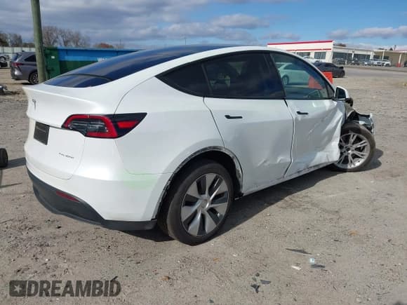 ✅ 2023 Tesla Model Y Long Range • VIN: 7SAYGDEE0PF768148 • Лот: 43656385. Опубликован ранее на IAAI с пробегом 44 126 миль. Бесплатный доступ к архиву аукционных продаж из США и подробный отчёт об истории автомобиля на DreamBid. Изображение 4.