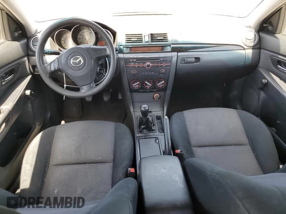 ✅ 2008 Mazda 3 i Sport • VIN: JM1BK12G281177819 • Лот: 60688765. Опубликован ранее на Copart с пробегом 225 864 миль. Бесплатный доступ к архиву аукционных продаж из США и подробный отчёт об истории автомобиля на DreamBid. Изображение 8.